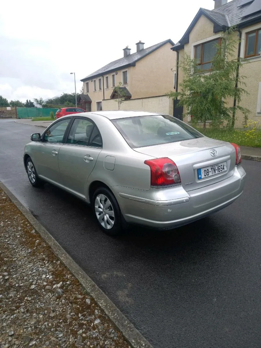 Toyota avensis 1.6 petrol 2026 nct low miles - Image 4