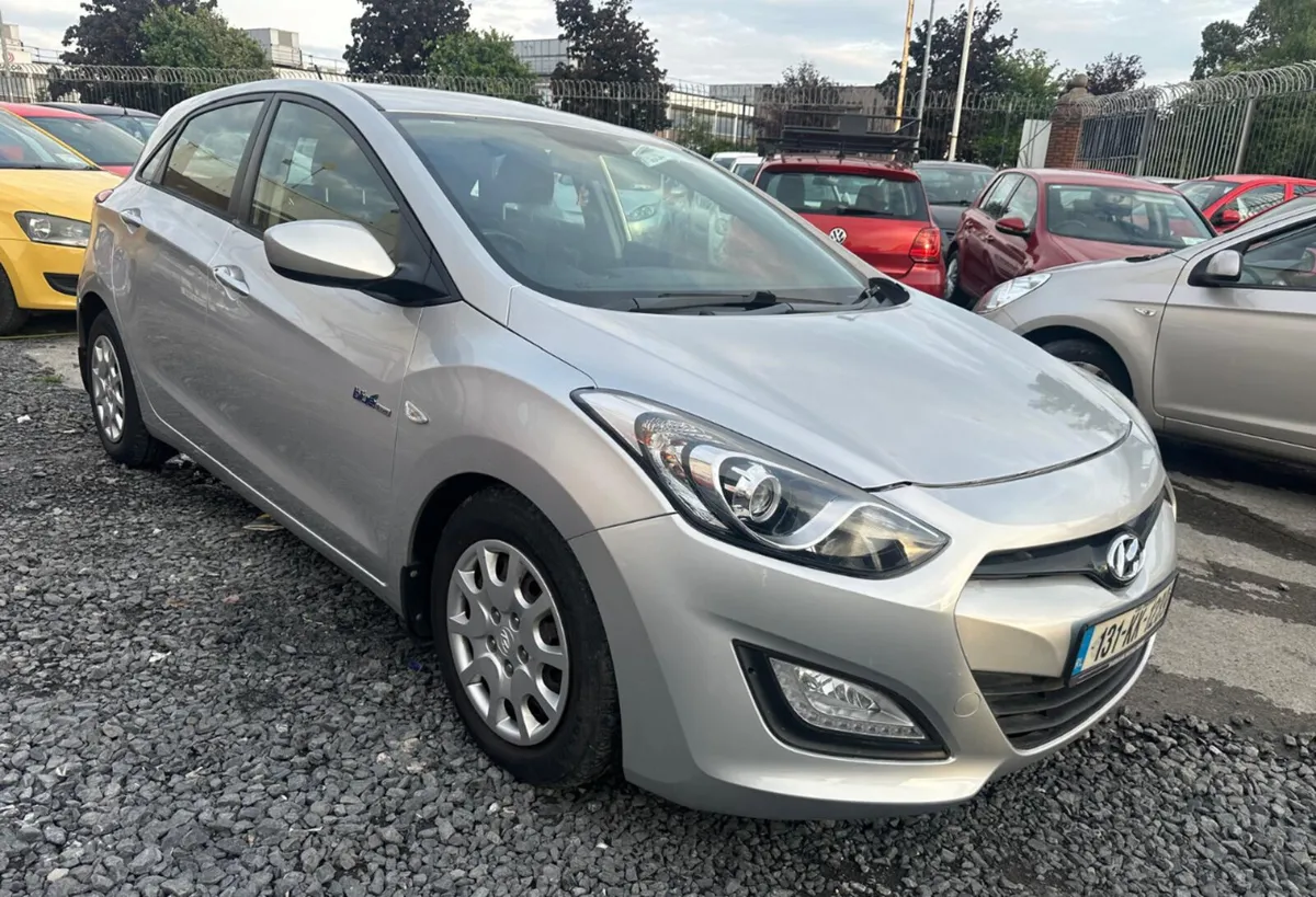 Hyundai i30 2013/ New Nct/ warranty - Image 2
