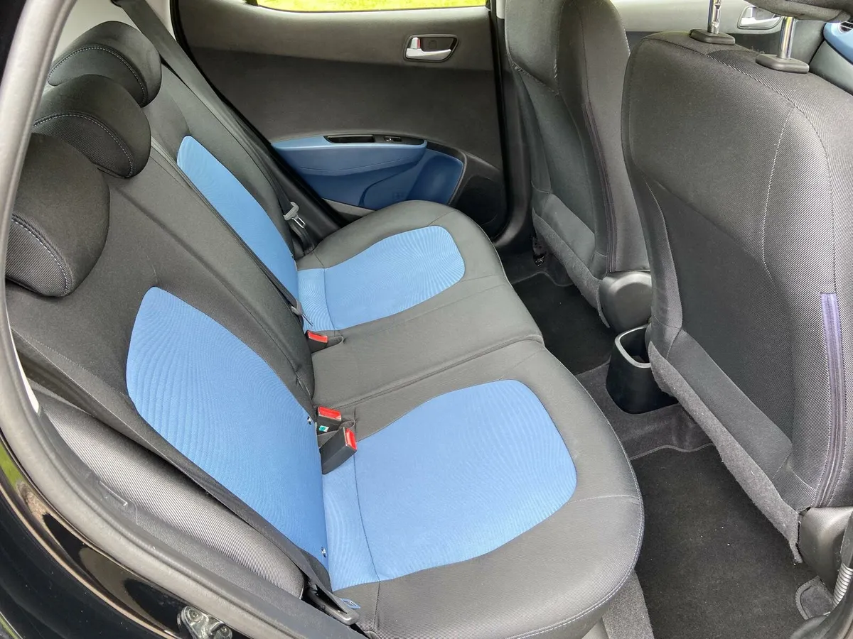 Hyundai I10 Deluxe 4DR - Image 4