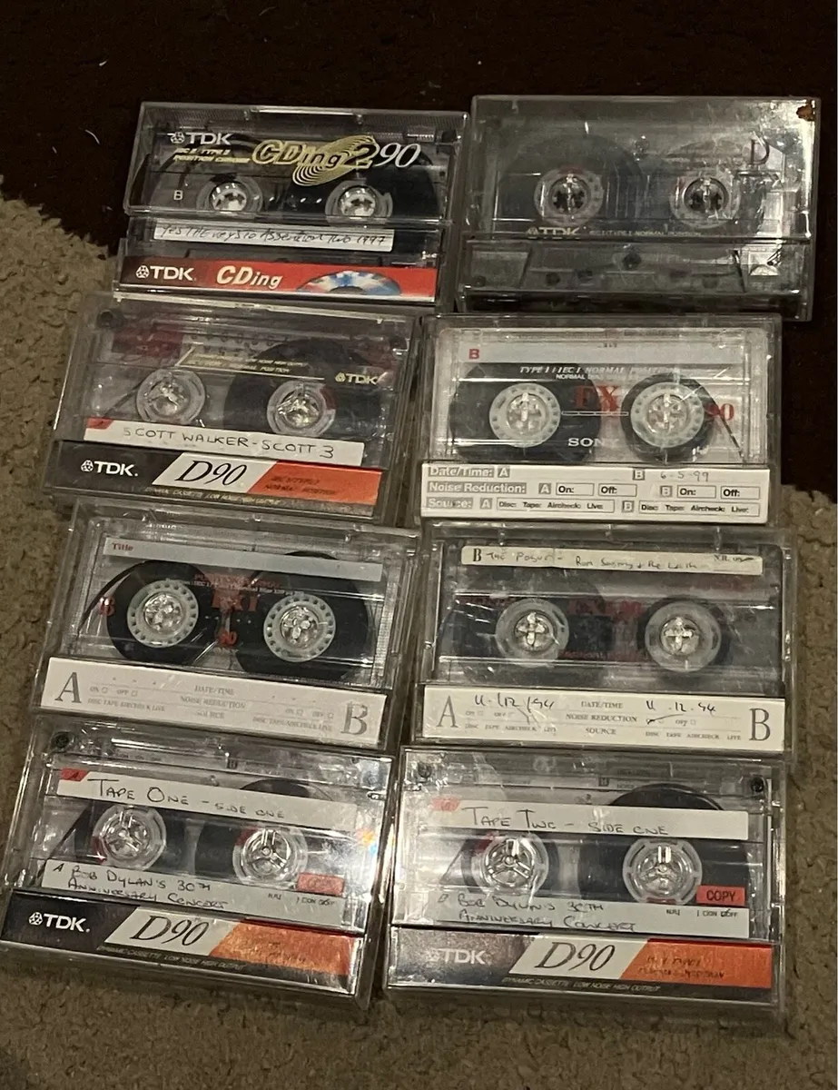 Tape cassettes and case - Image 1