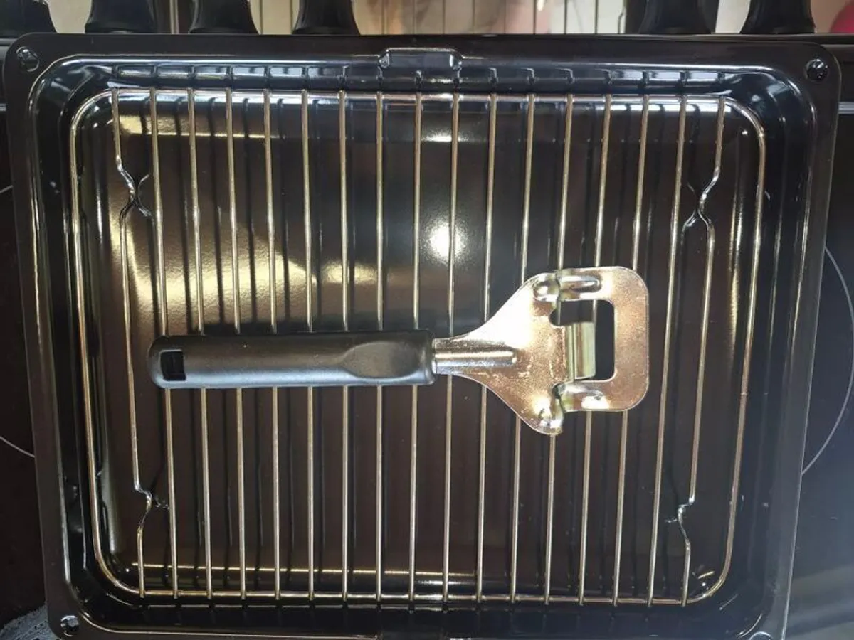 Belling Electric cooker - Image 2
