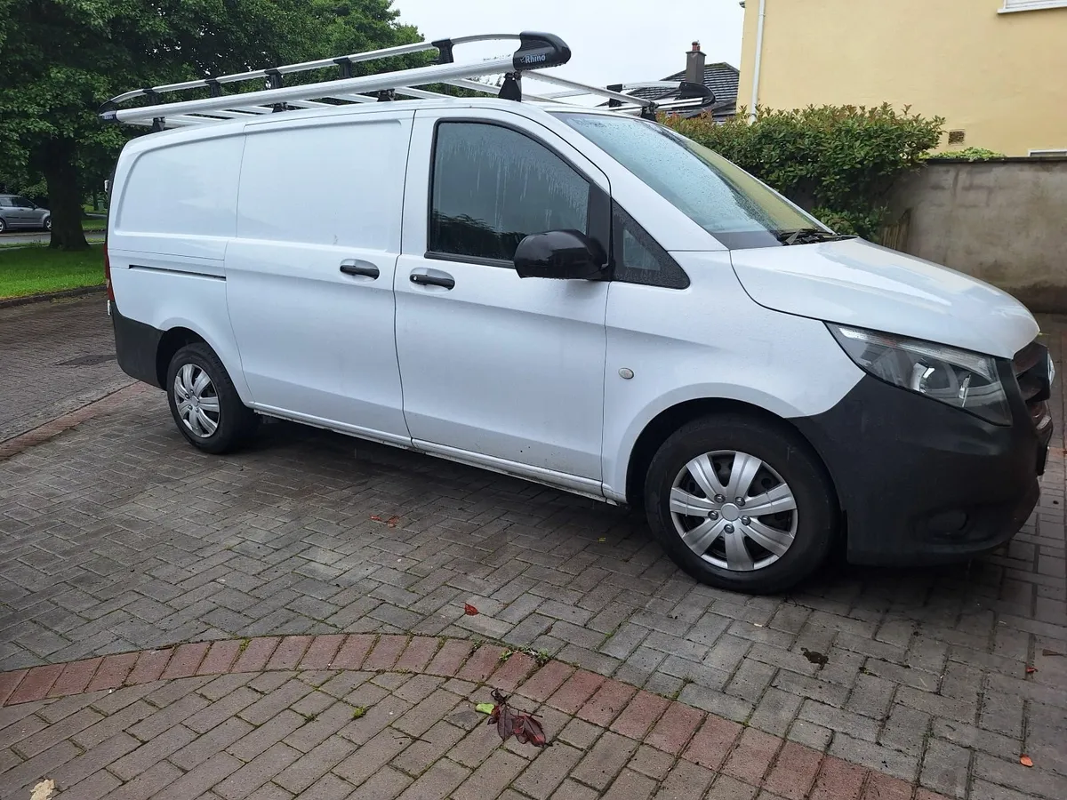 Mercedes-Benz V-Class 2016 - Image 1