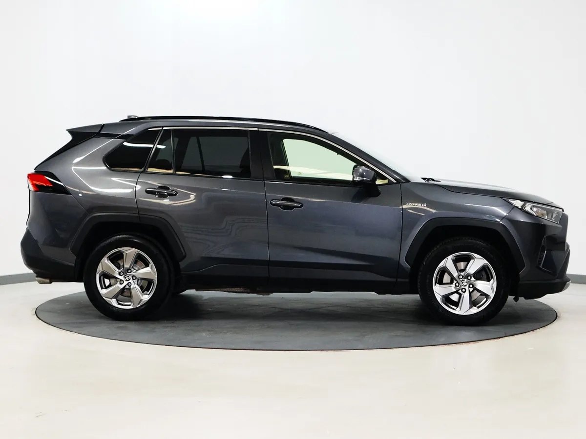 *83* 2020 Toyota RAV4 2.5 VVT-I DESIGN - Image 3