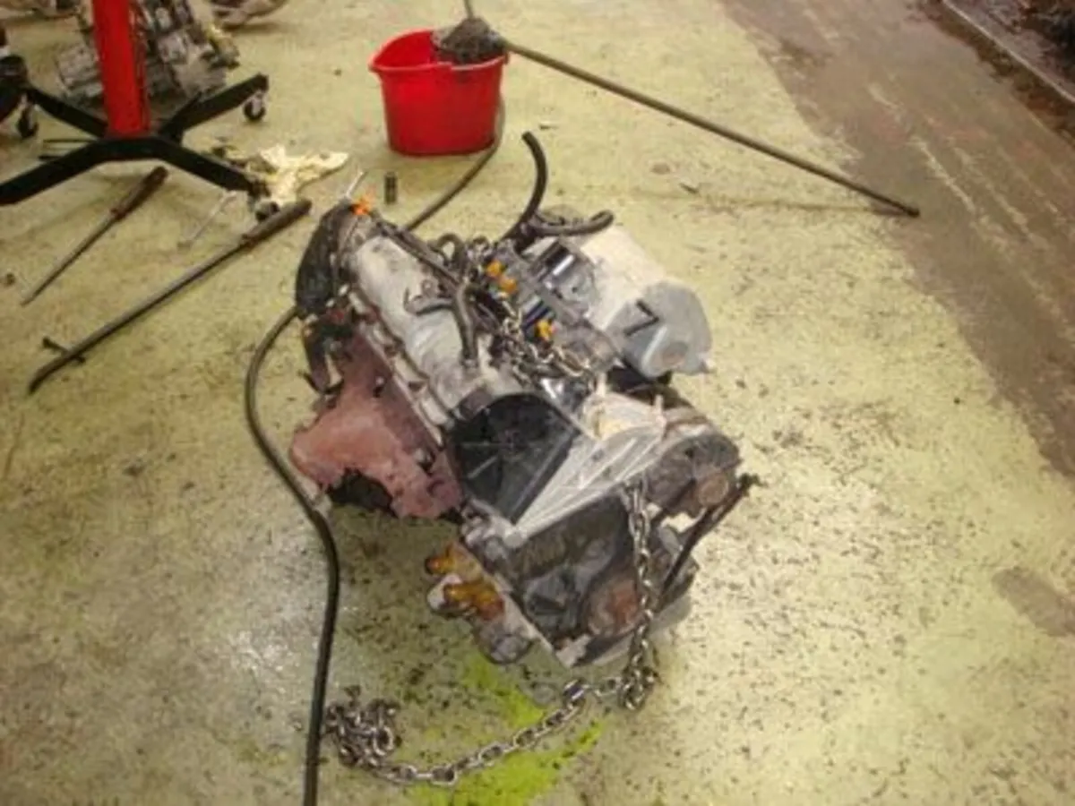 Peugeot 205 1.6 GTi Engine