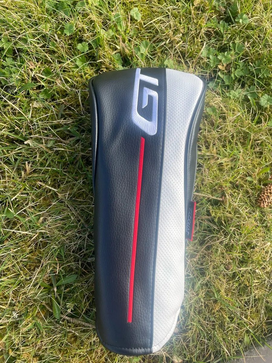 As New Titleist GT 4 Driver Tour AD shaft - Image 2