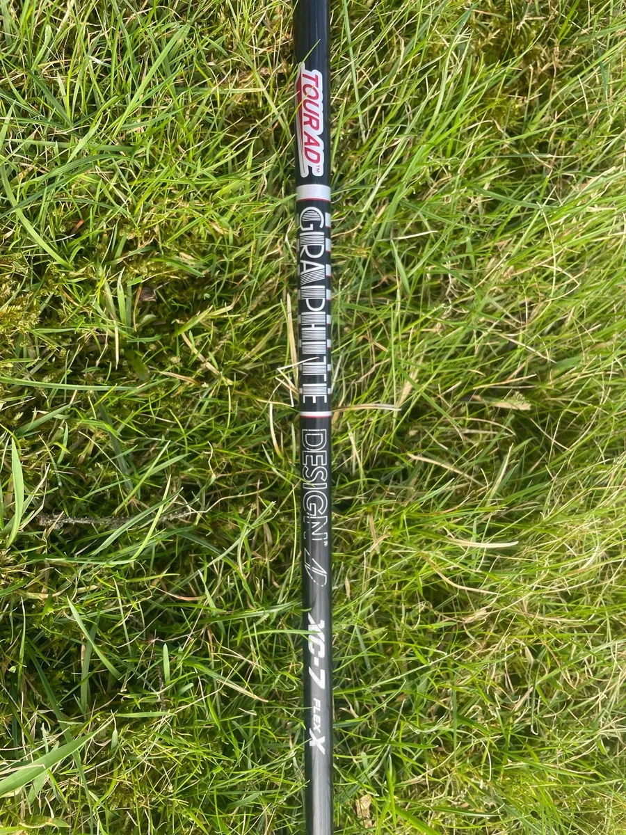 As New Titleist GT 4 Driver Tour AD shaft - Image 4