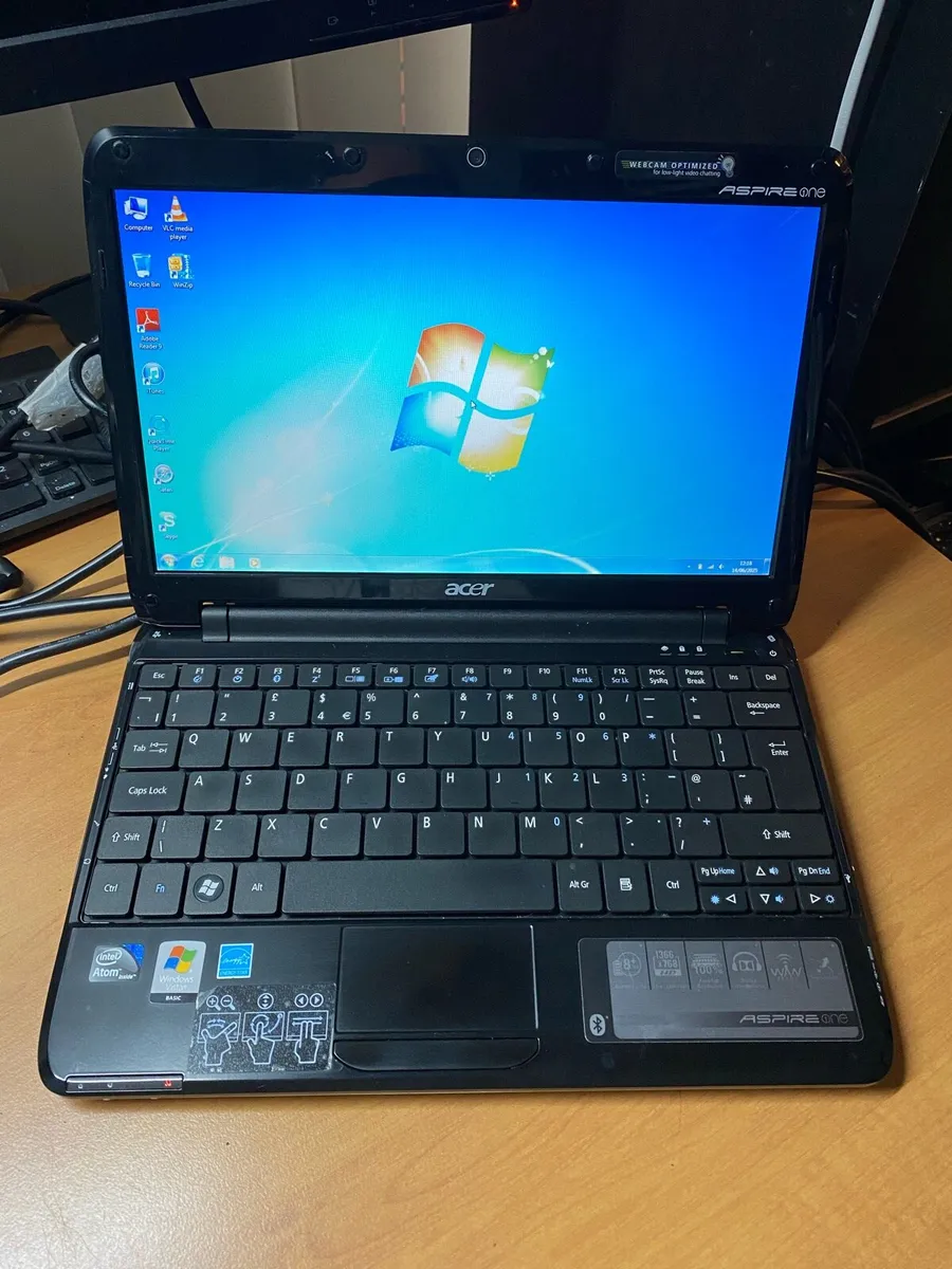 Acer aspire one windows 7 - Image 1