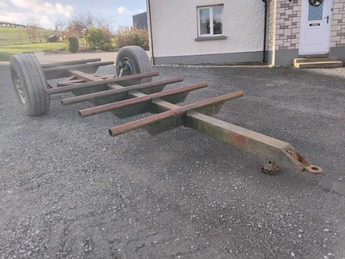 Silage bale trailer - Image 1