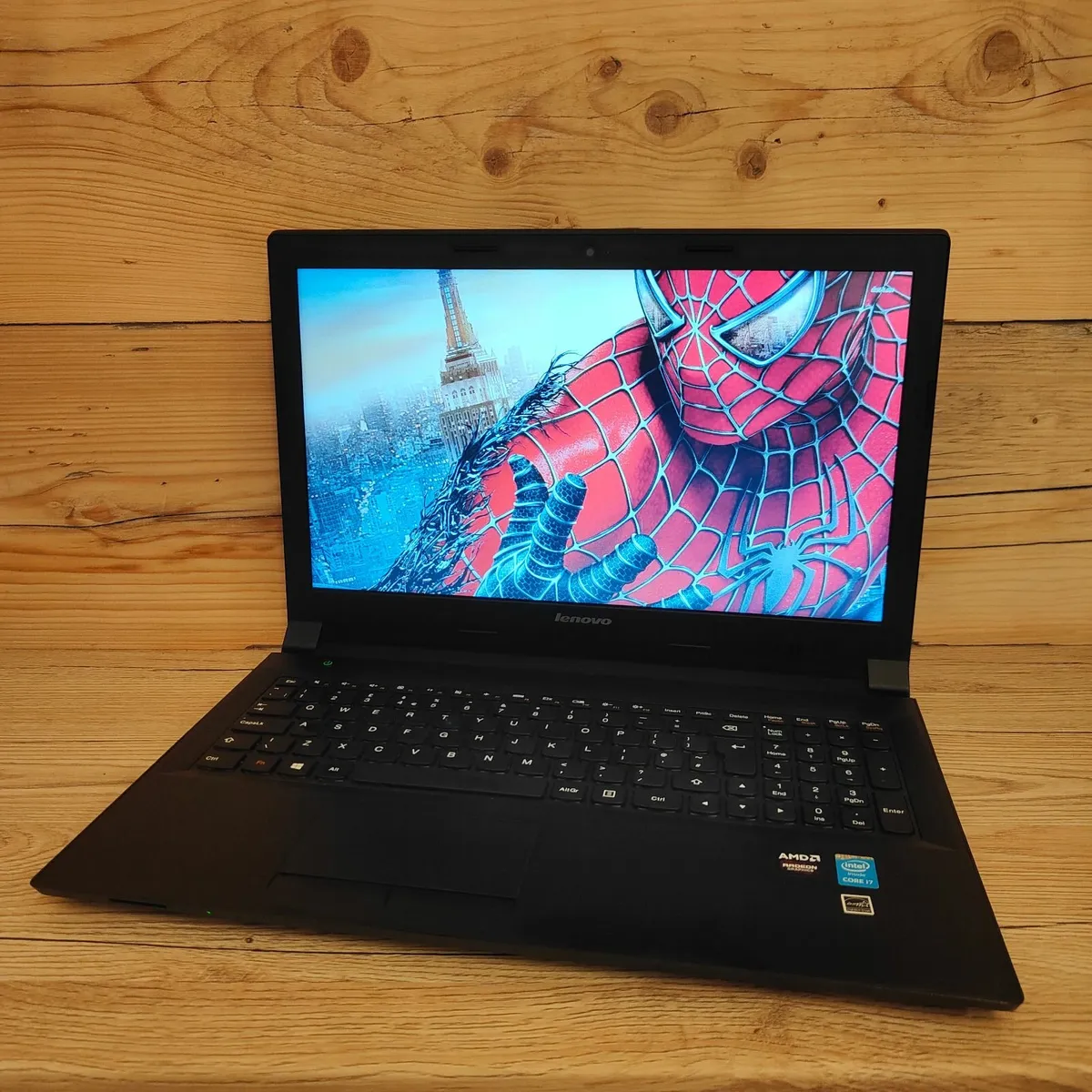 Lenovo / 15.6"/ Intel I7 / Radeon R5 M230 2GB / - Image 1