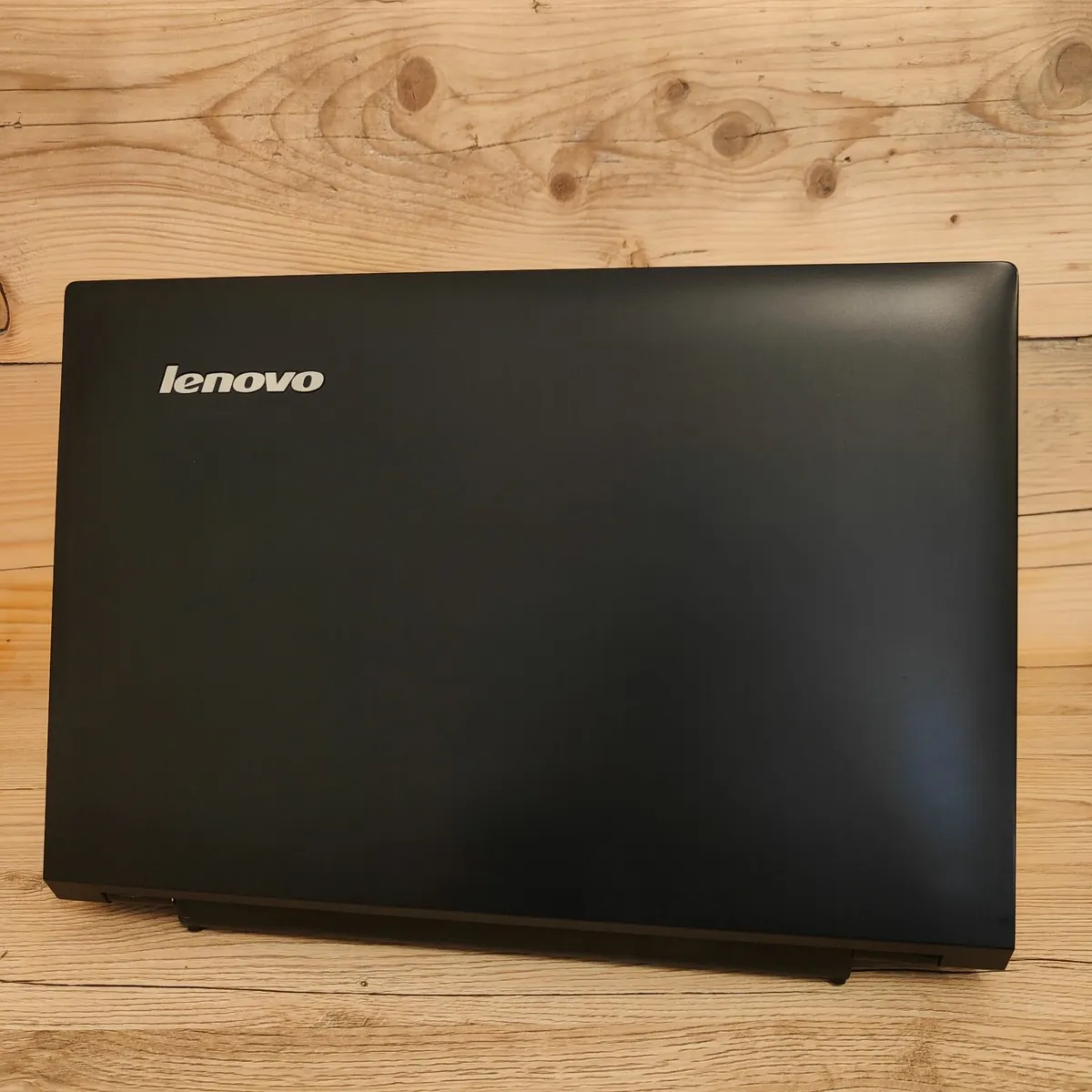 Lenovo / 15.6"/ Intel I7 / Radeon R5 M230 2GB / - Image 4