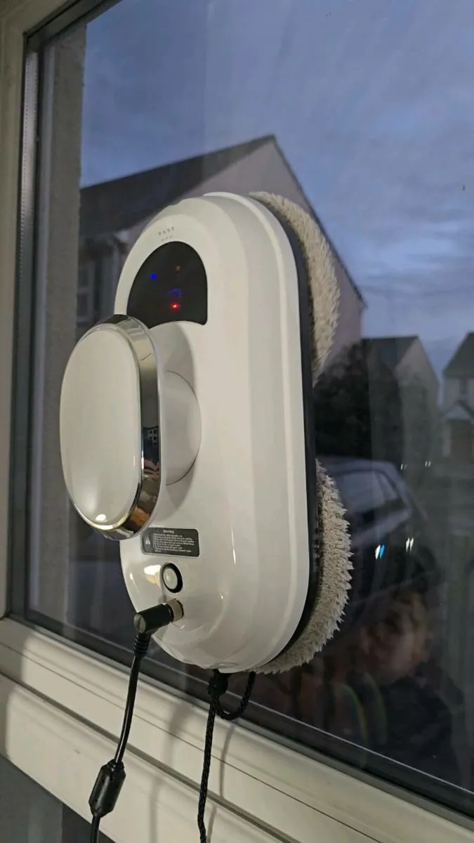 Window cleaning robot brand new - Image 2