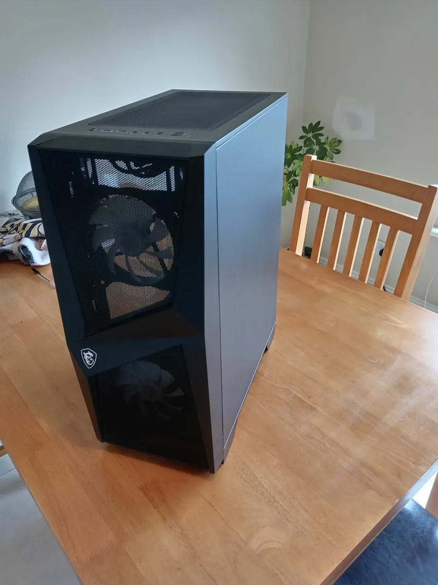MSI FORGE 100R PC tower 3x120mm fans - Image 2