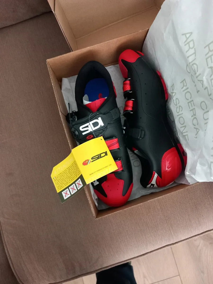 Mountain bike shoe's - Image 1
