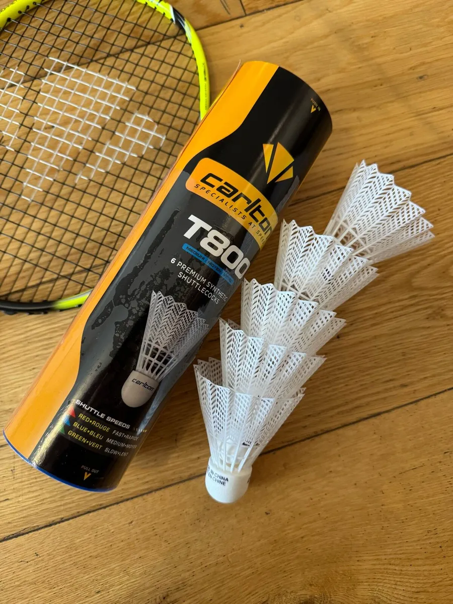 Badminton Racket (incl cover & shuttlecock) - Image 4