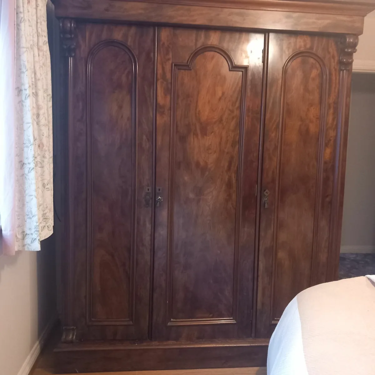 Furniture Antique Vintage €550 for all CollectOnly - Image 3