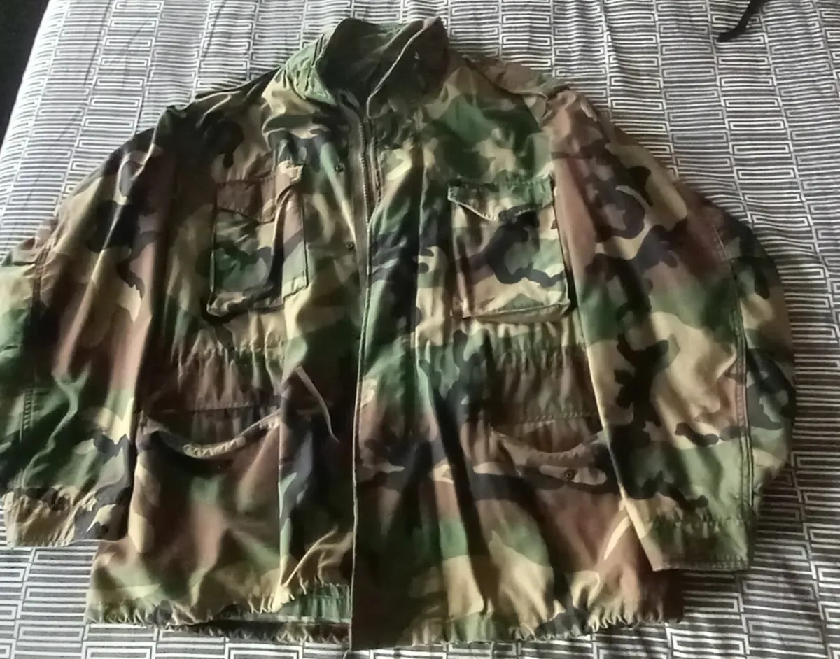 Genuine M65 US Camouflage Army jacket XL - Image 1