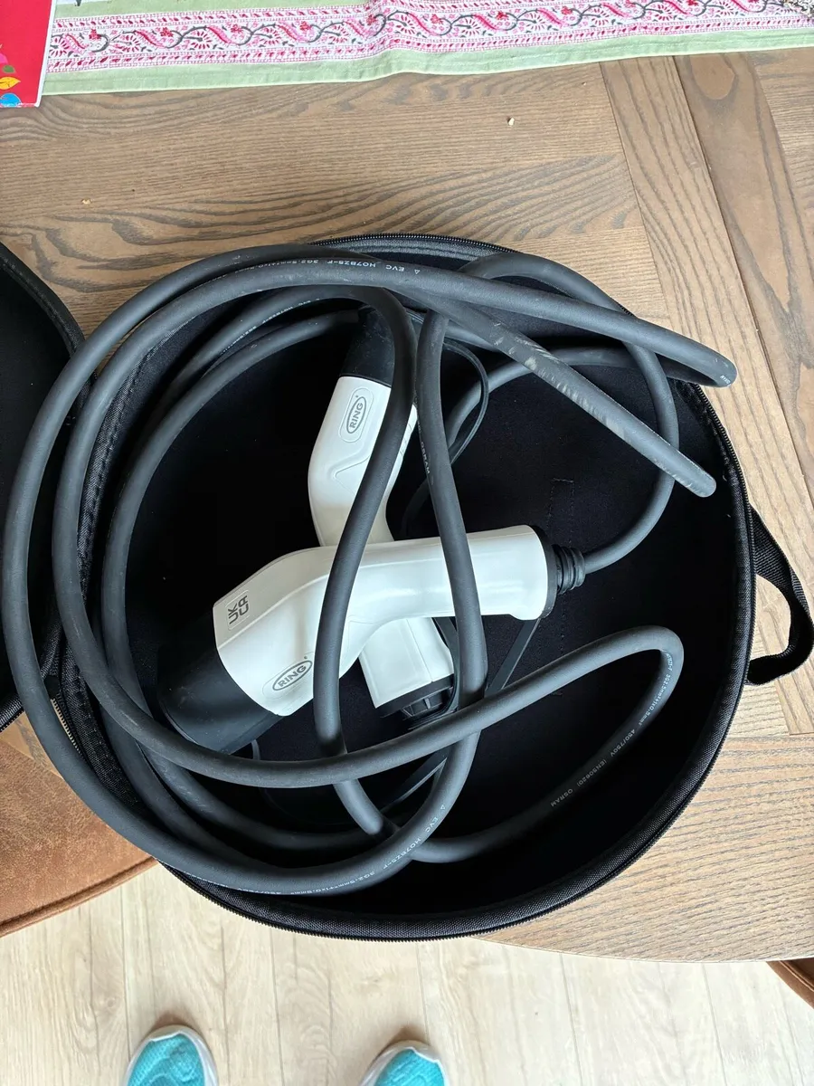 Ring EV Charge Cable Type2 2 3ph 32A 2.5 - Image 2
