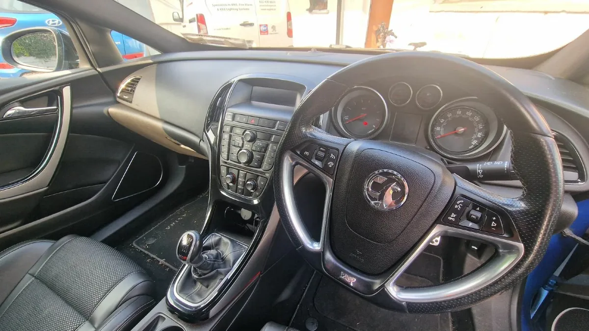 Vauxhall Astra 2013 - Image 3