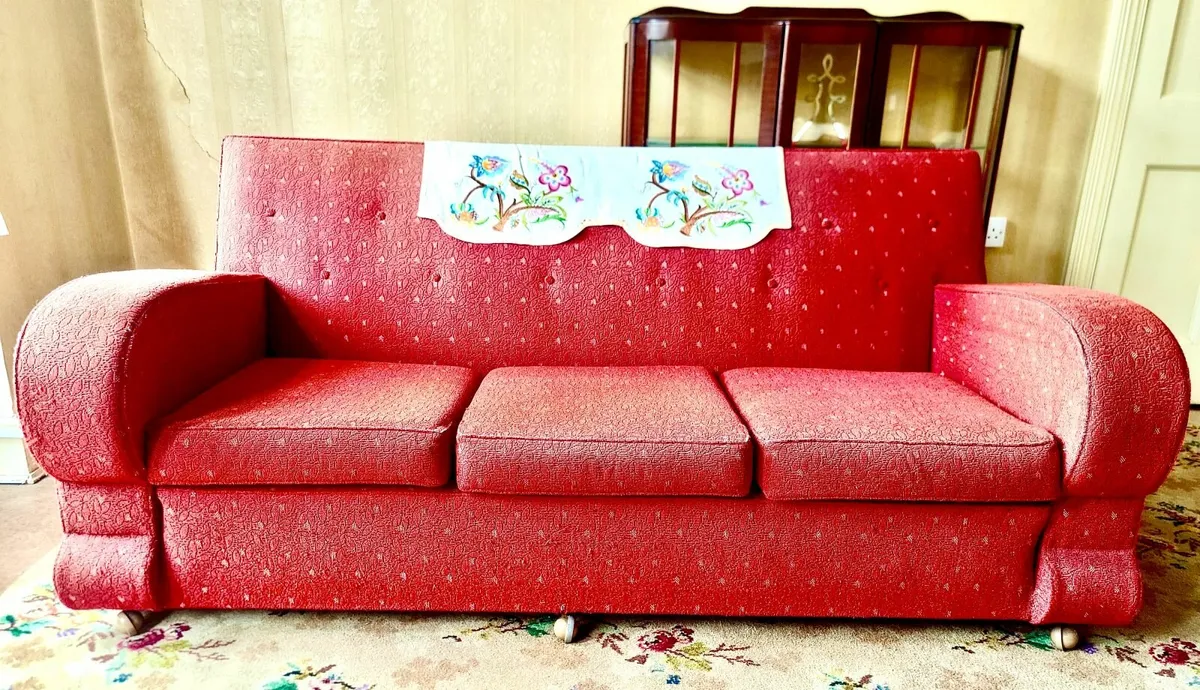 Mid Century Red Art Deco Lounge Suite (3 pc) - Image 4
