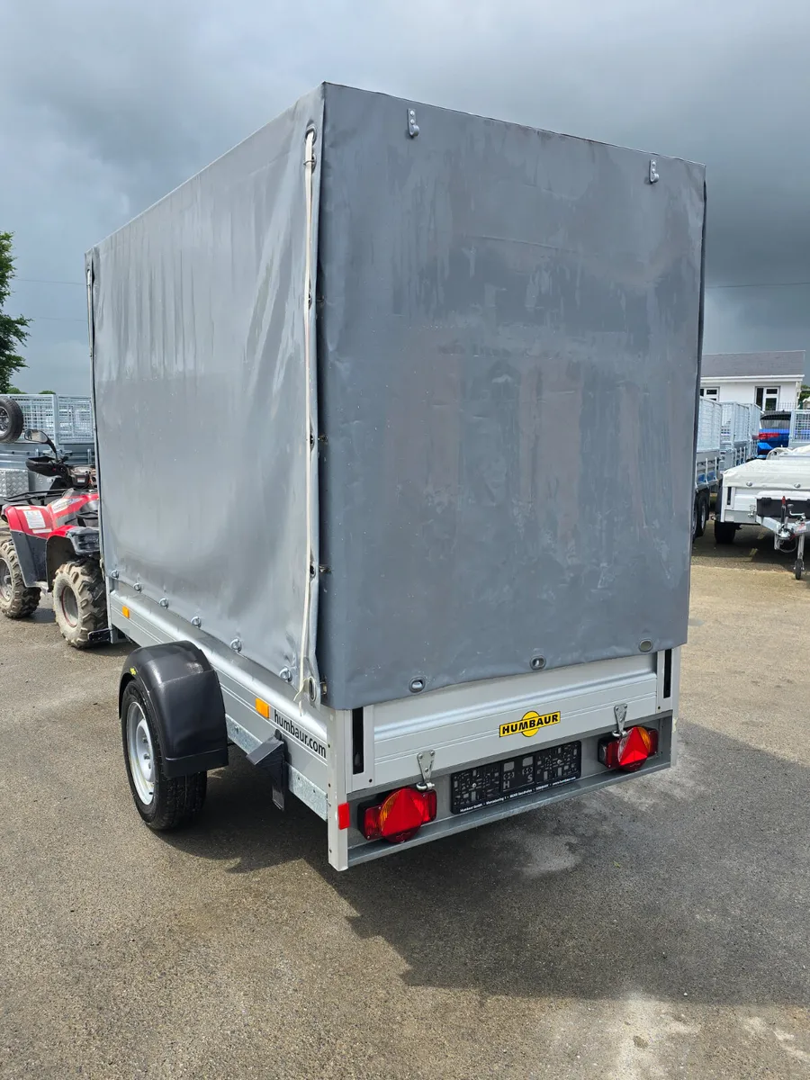 Trailer with cover braked - Image 4
