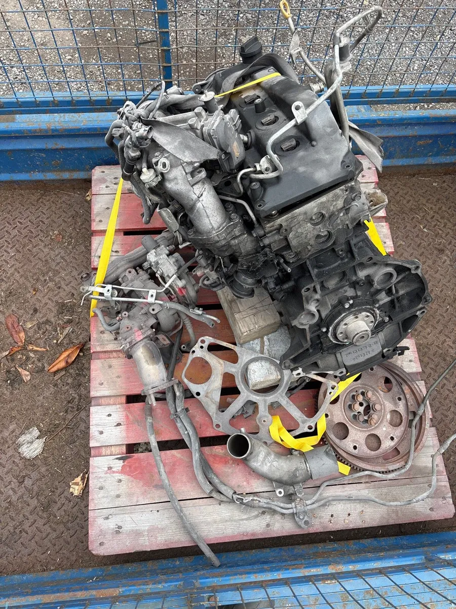 Landcruiser engine