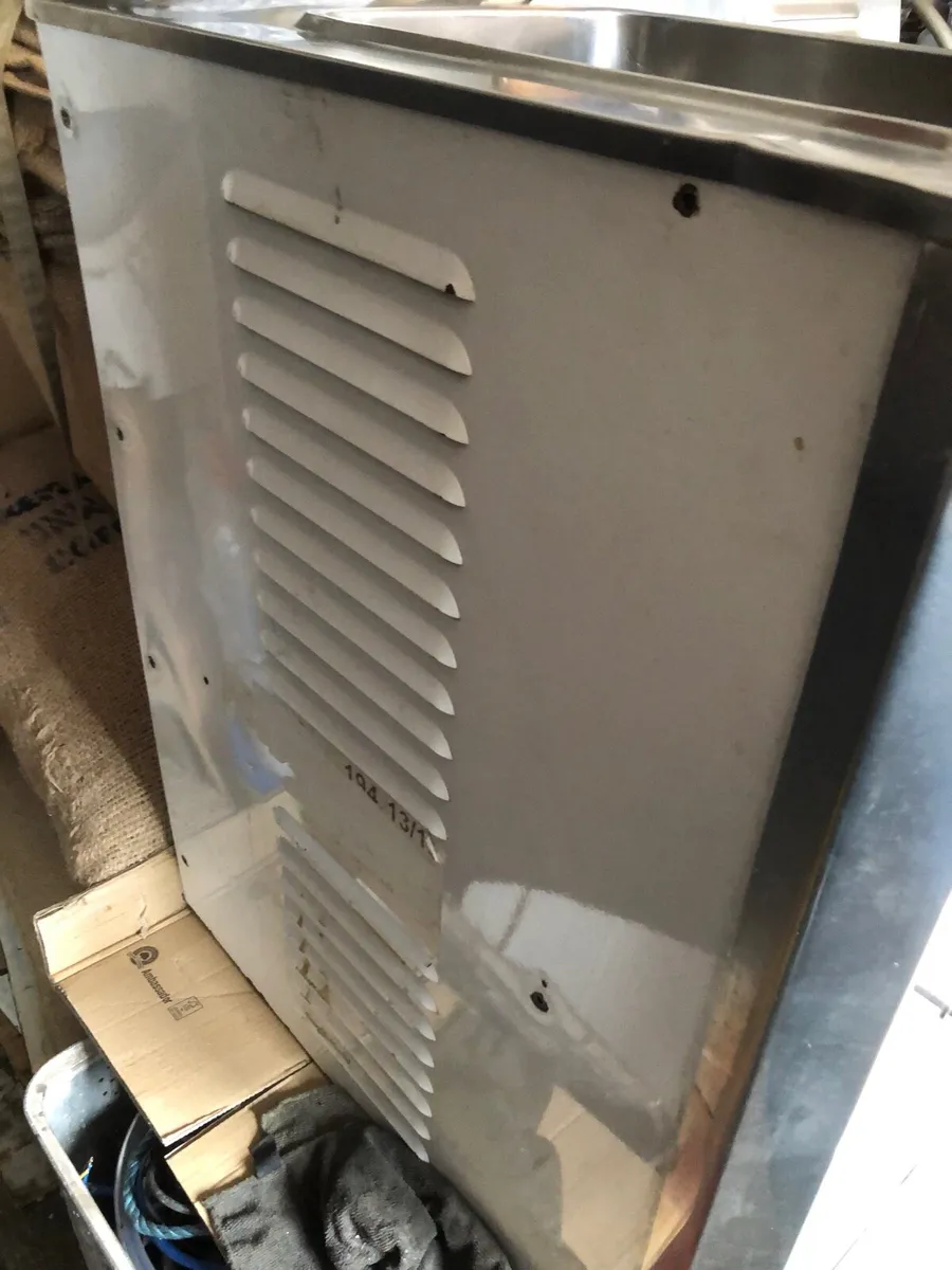 Ice cream machine - Image 3
