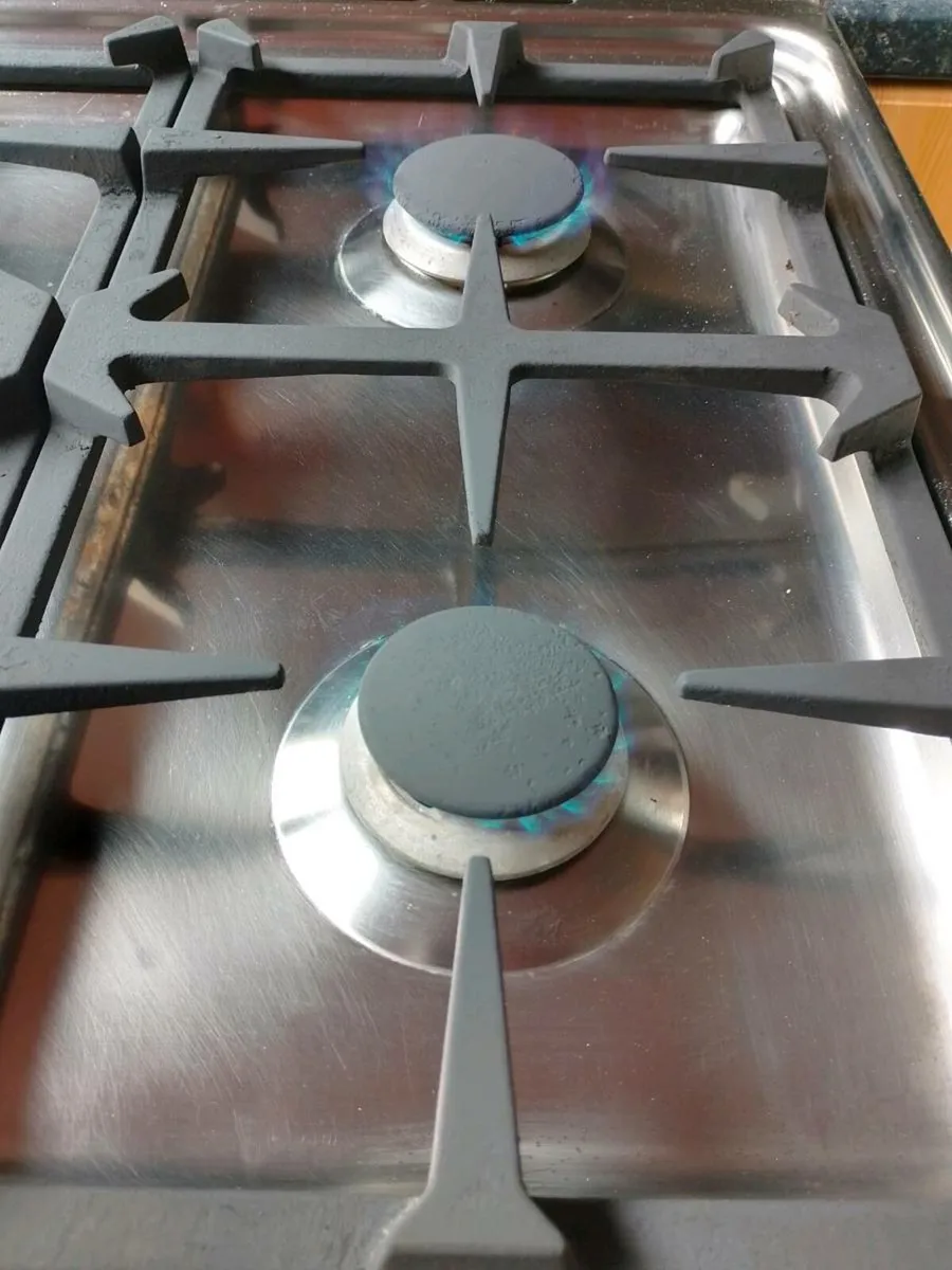 lA Germania LPG hob electric oven - Image 3
