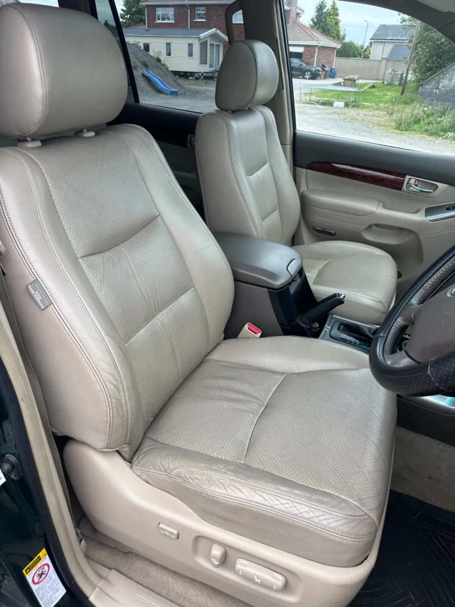 2004 LANDCRUISER €2800 - Image 2