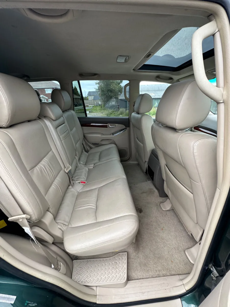 2004 LANDCRUISER €2800 - Image 3