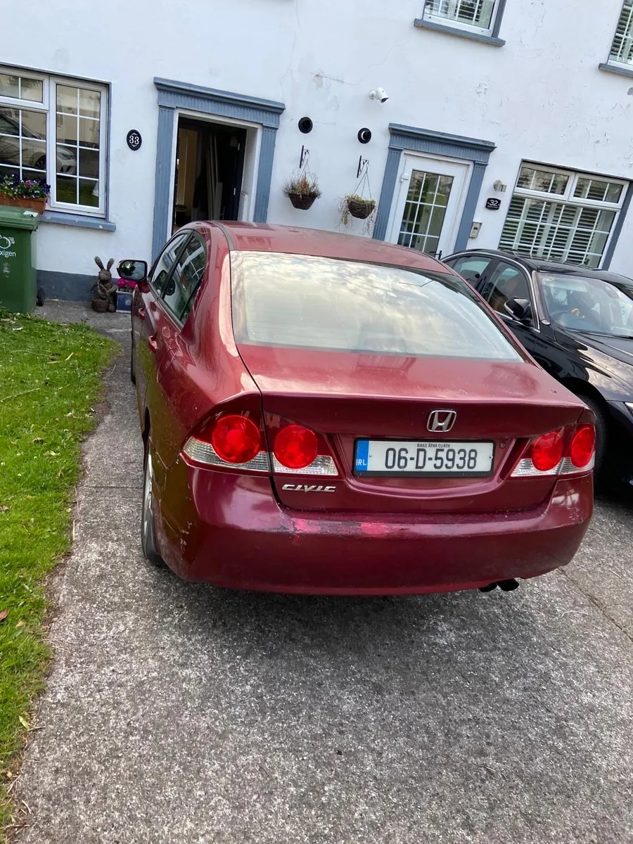 Honda Civic Saloon - Image 3