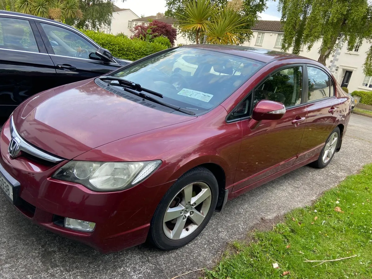 Honda Civic Saloon - Image 4