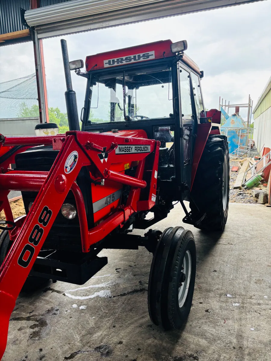 URSUS 475 with front loader - Image 4