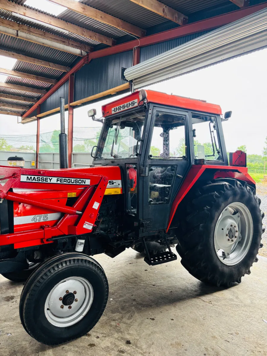 URSUS 475 with front loader - Image 2