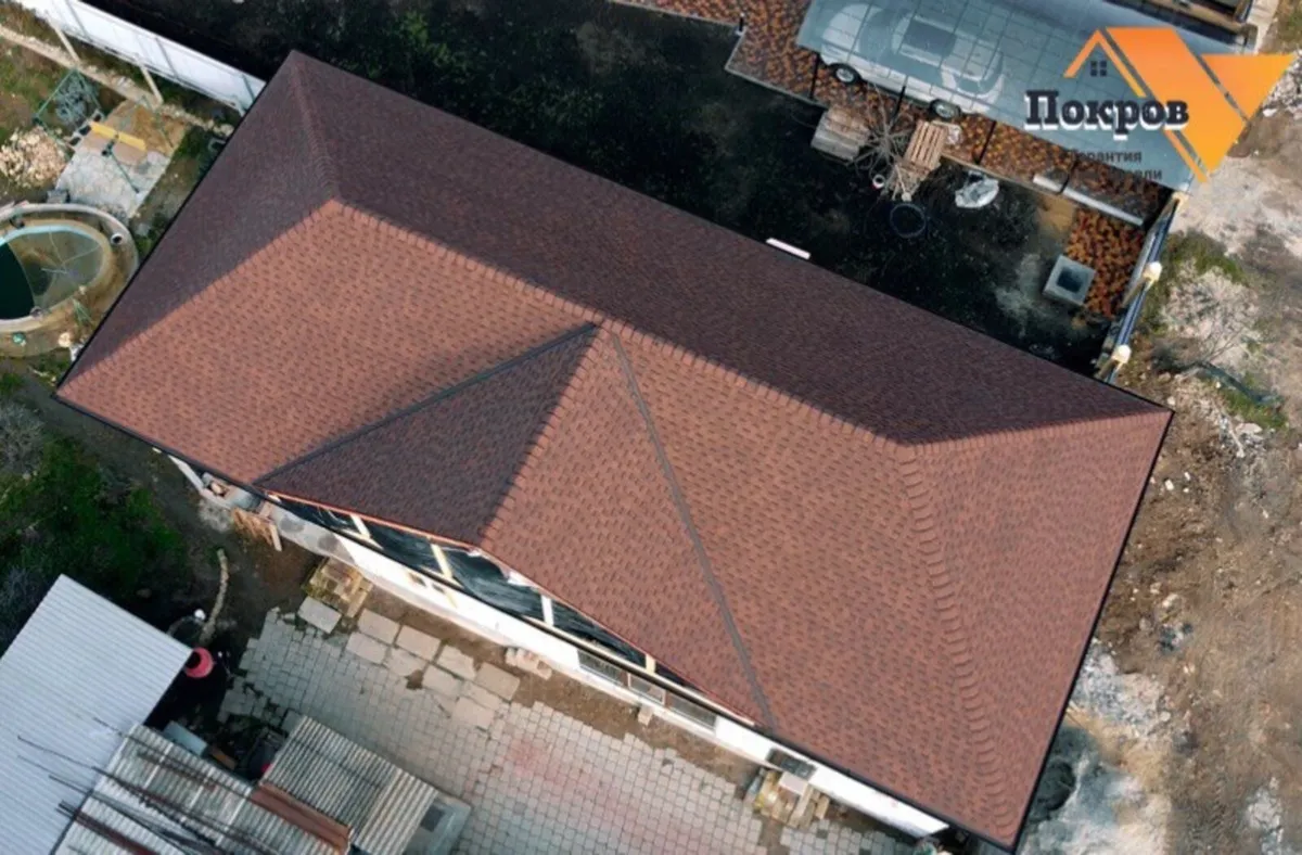 Roofer contractor and Carpenter - Image 2