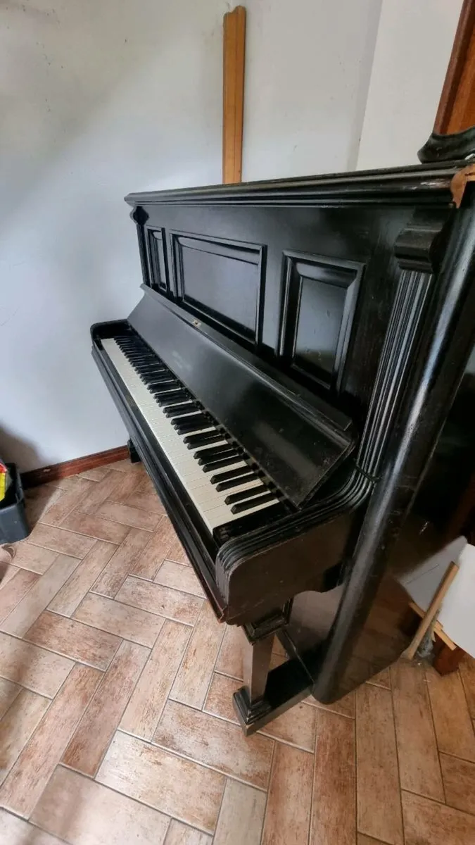 Upright piano - Image 3