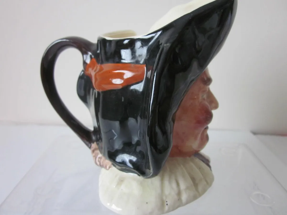 Toby Jug CAVALIER Character Jugs England - Image 4