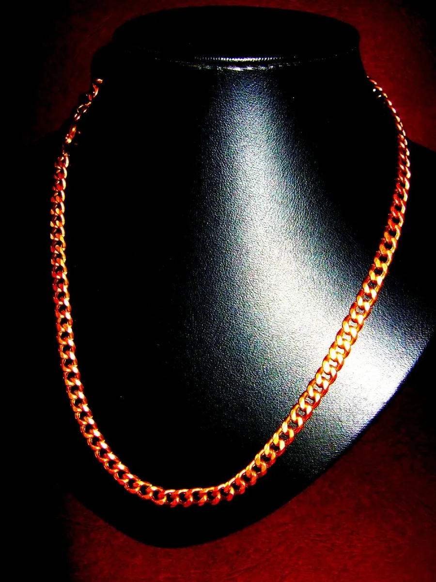 Vintage Unisex Neckchain-9k Gold Fully Hallmarked - Image 1