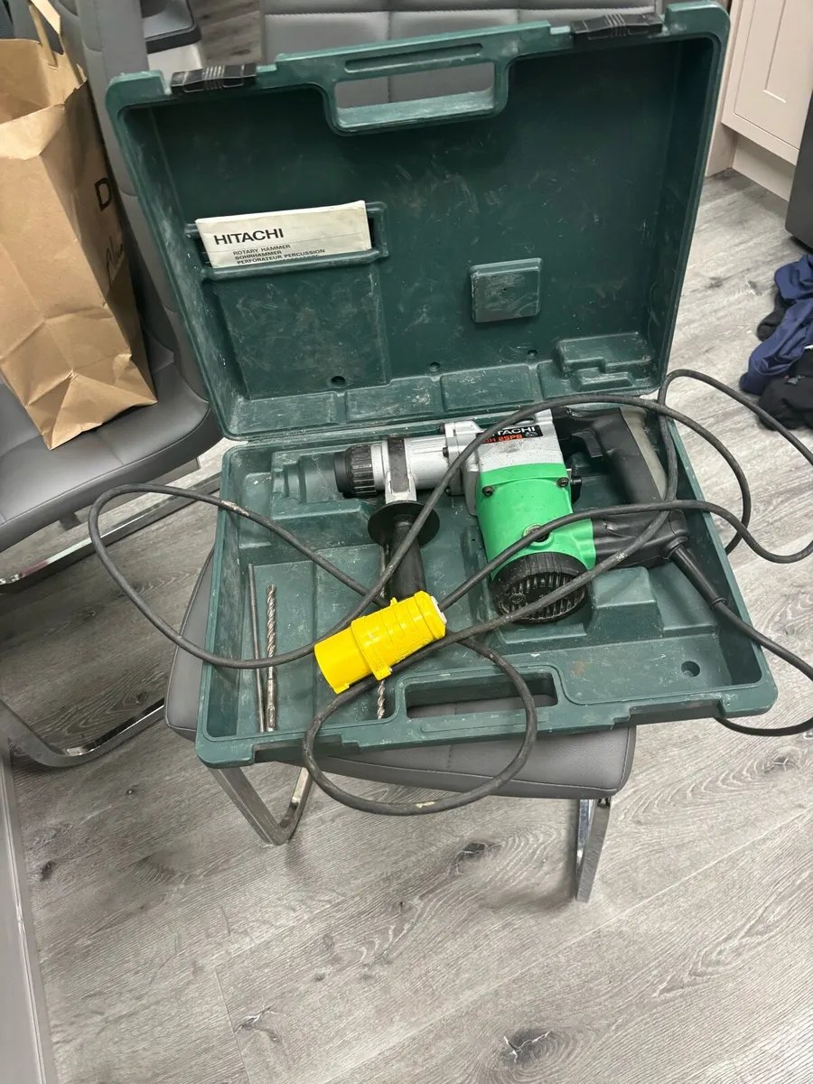 Hitachi SDS drill 110v - Image 4