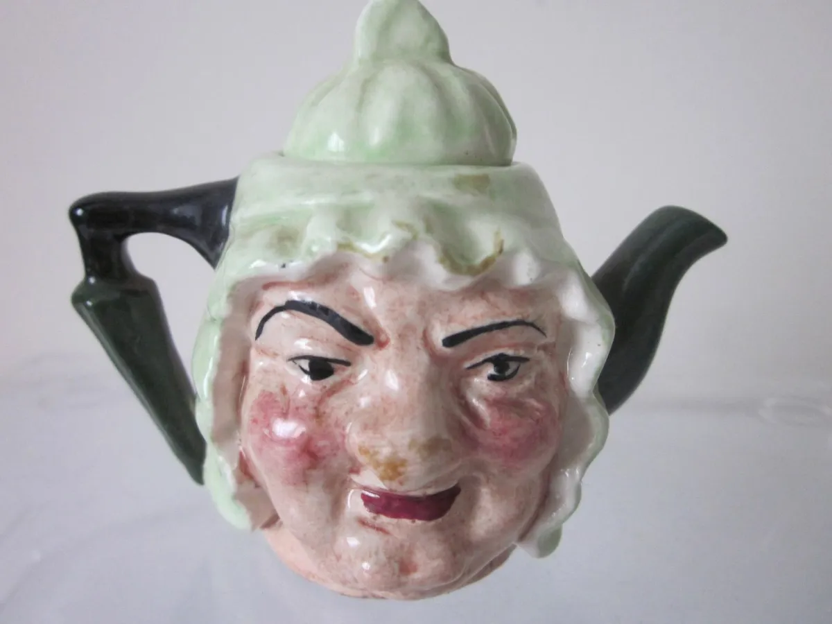 Artone  Double Sided Mini Toby Jug, Mrs Gamp - Image 1