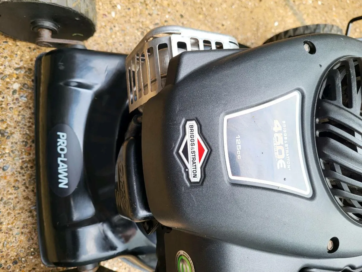 Lawn mower - Image 3