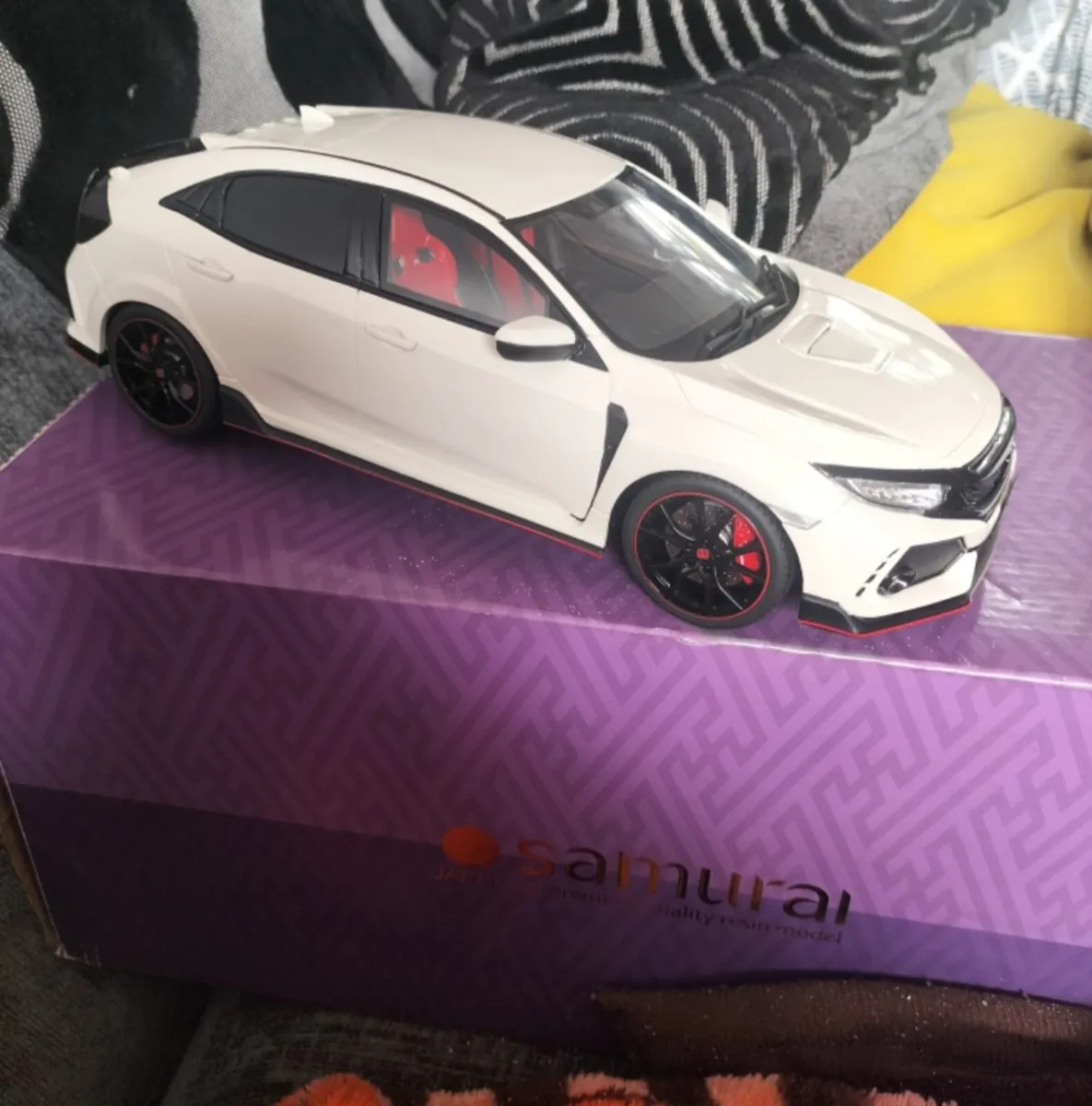 .....HONDA..CIVIC..TPYE..R..2018..DIE.CAST.MODEL.. - Image 1