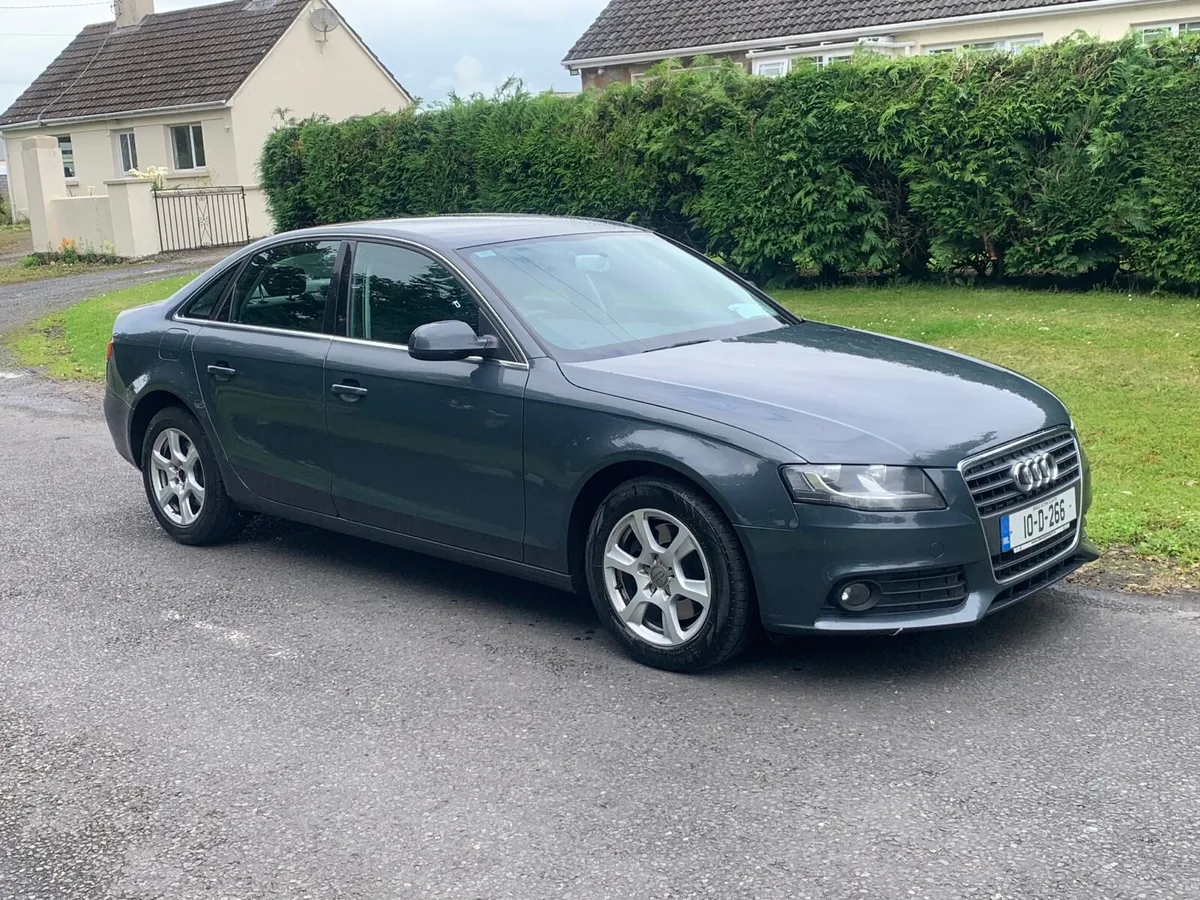 Audi A4 AUTOMATIC - Image 1