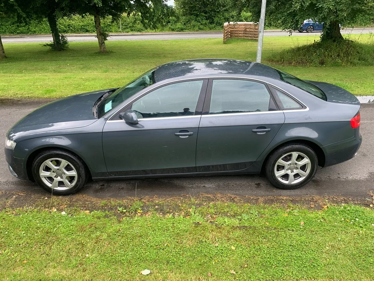 Audi A4 AUTOMATIC - Image 4