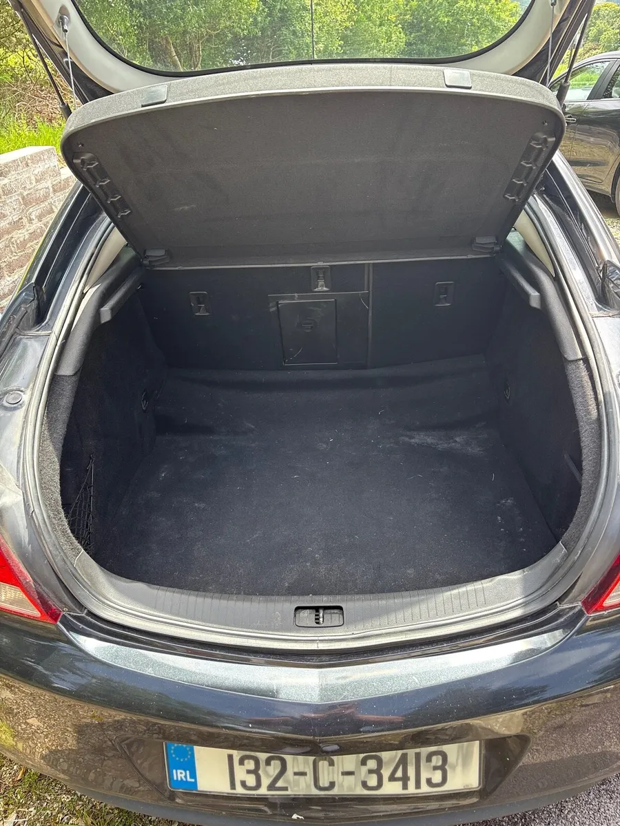 Vauxhall Insignia 2.0l 2013 - Image 2