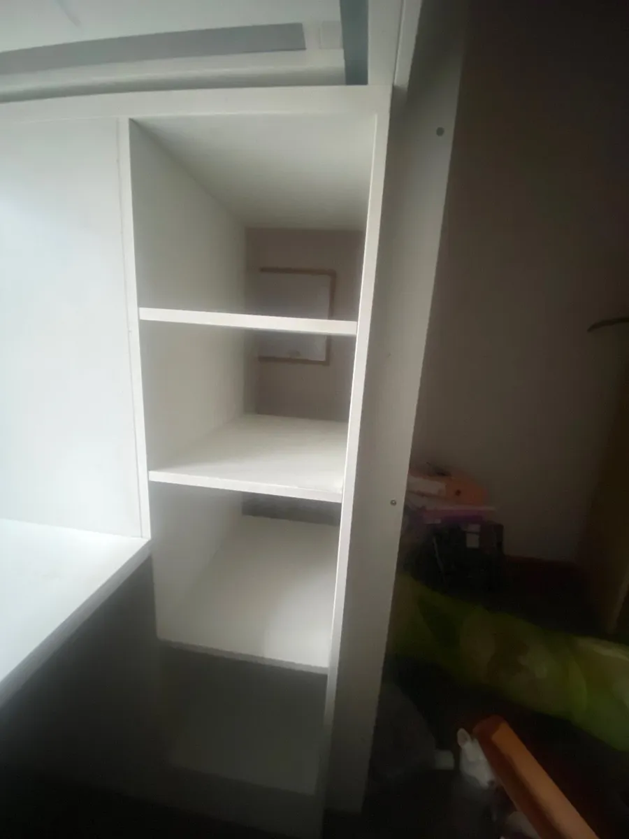 Bed - Image 2