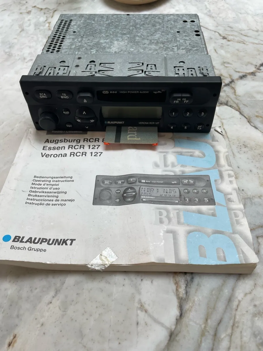 Car radio - Image 2