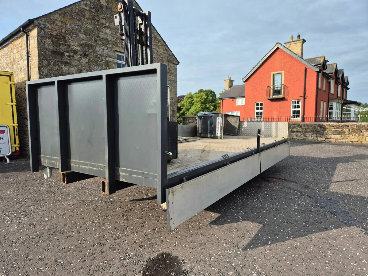 20ft x 8ft4" alloy dropside body - Image 2
