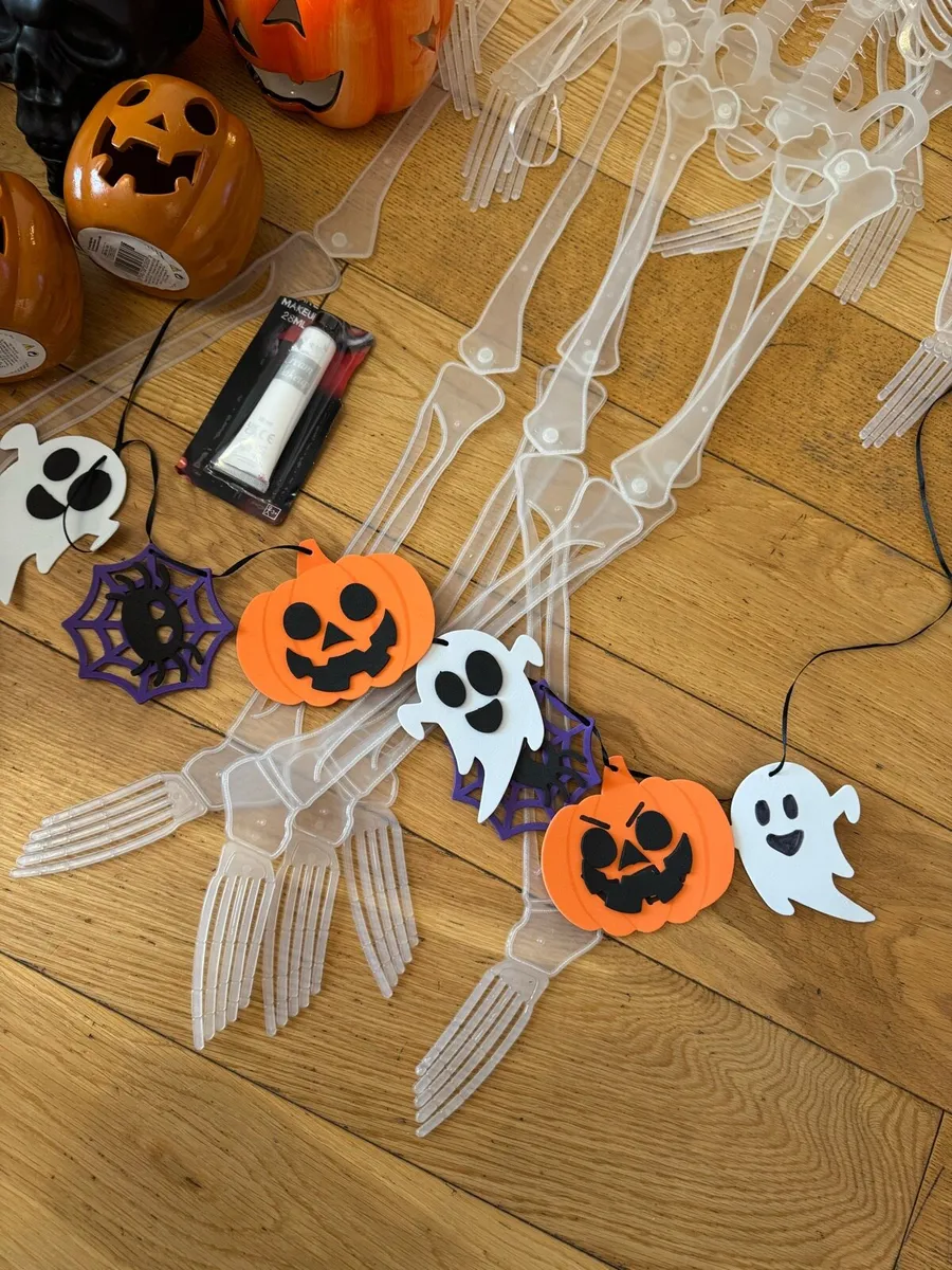 Halloween Decorations - Image 3
