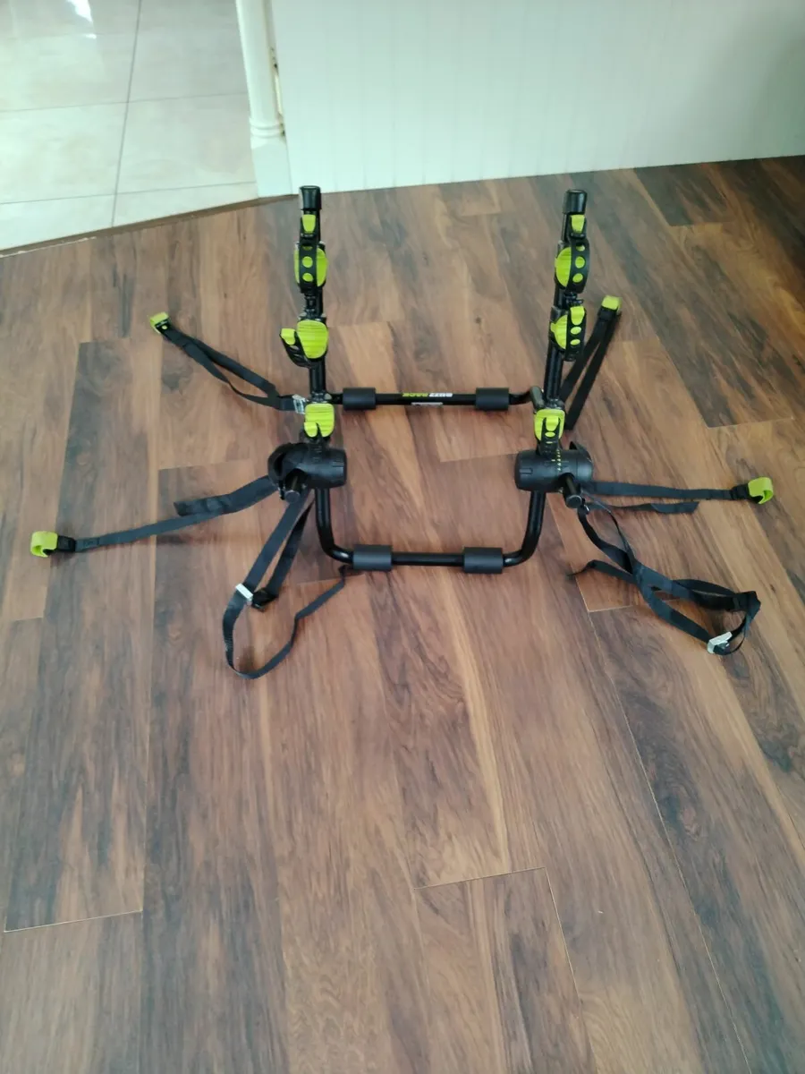 Buzzrack Beetle 3 bike car rack for sale - Image 1