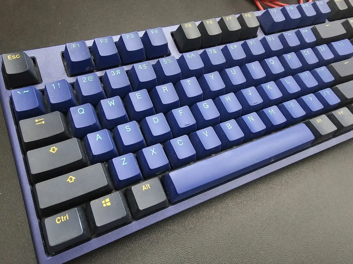 Ducky One 2 Horizon USB Mechanical Gaming Keyboard - Image 2